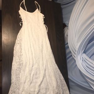 Abercrombie and Fitch • White Lace High-Low •